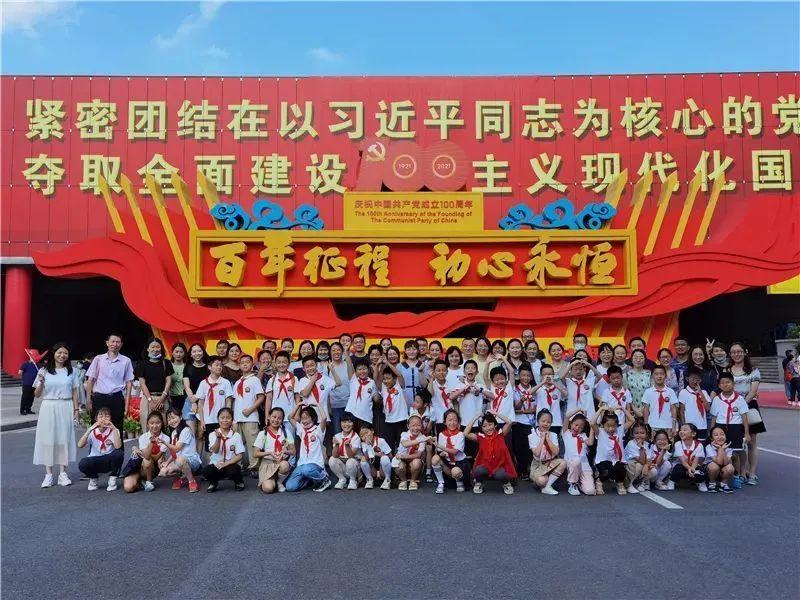 3D兔耳腹肌男杀疯了,国乙何时“做大做强”?